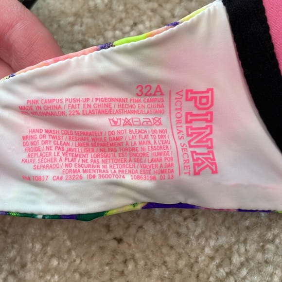 Pink bra - Picture 3 of 3